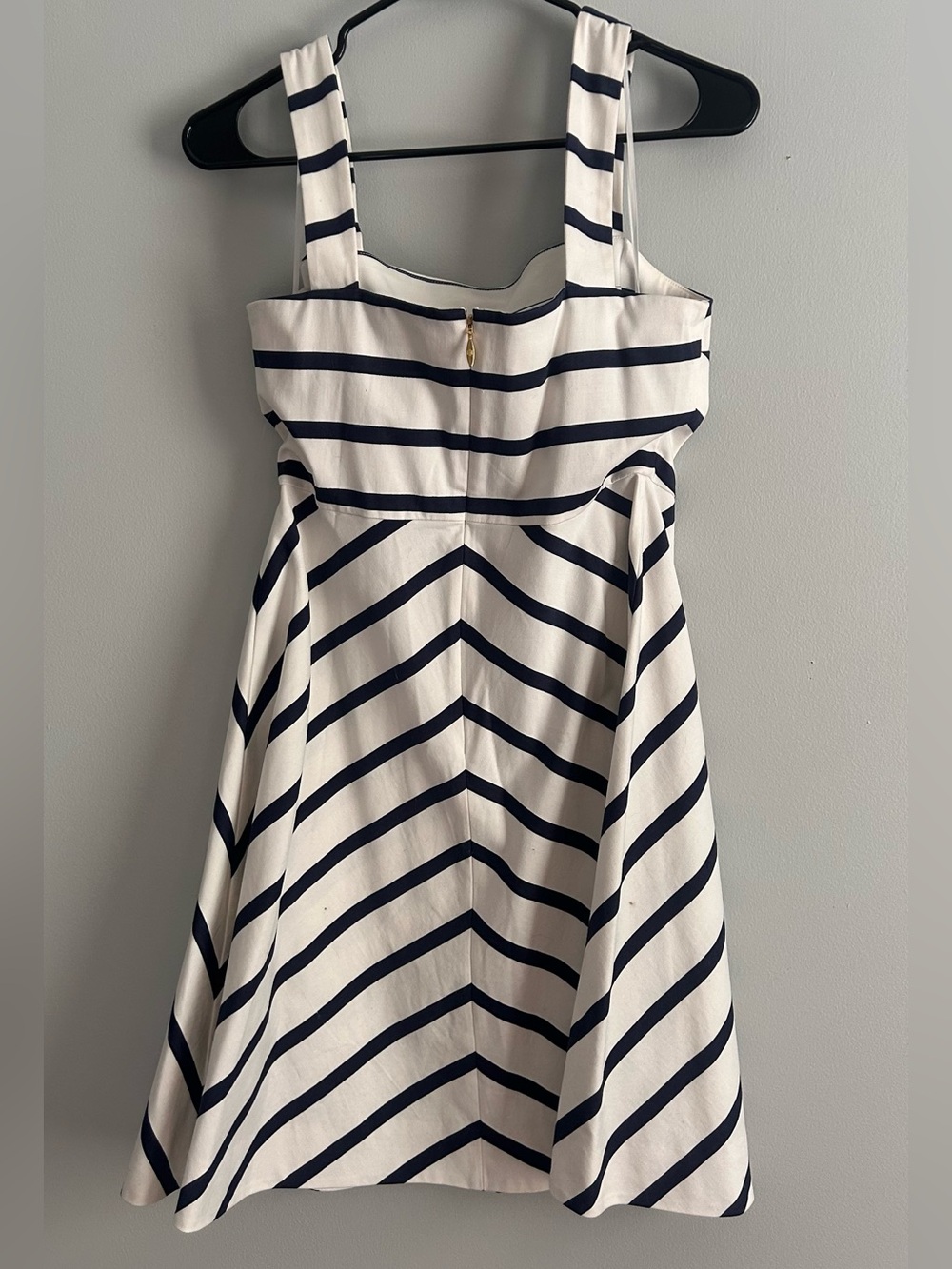 Draper James Navy Stripe Fit & Flare Dress Size 4 Classic Preppy - Picture 2 of 5